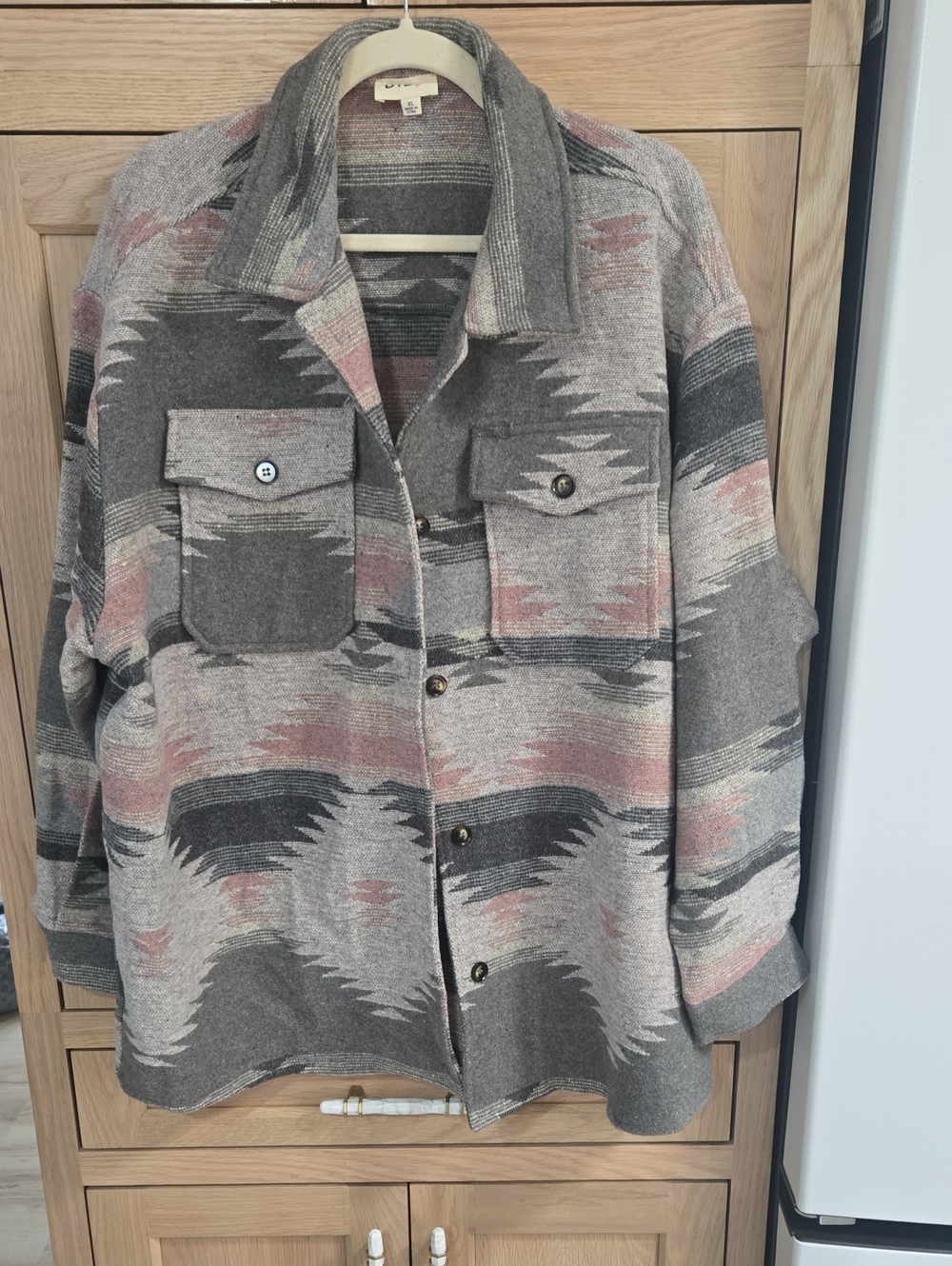 BiBi Gray & Pink Patterned Lightweight Shirt Jacket